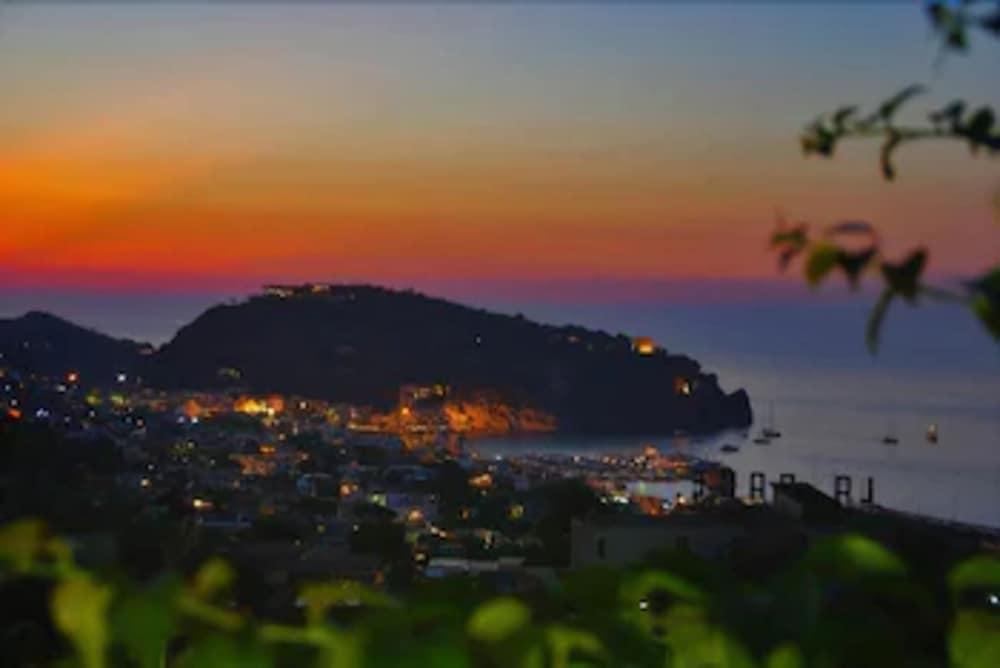 Hotel Bel Tramonto Казамиччола-Терме Экстерьер фото