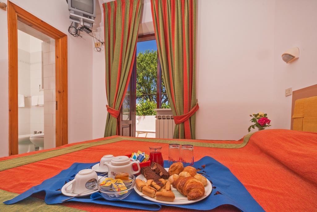 Hotel Bel Tramonto Казамиччола-Терме Экстерьер фото